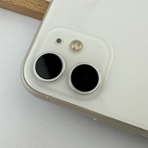 Apple iPhone 11 128GB White Б/У №3742 (Стан 8/10)