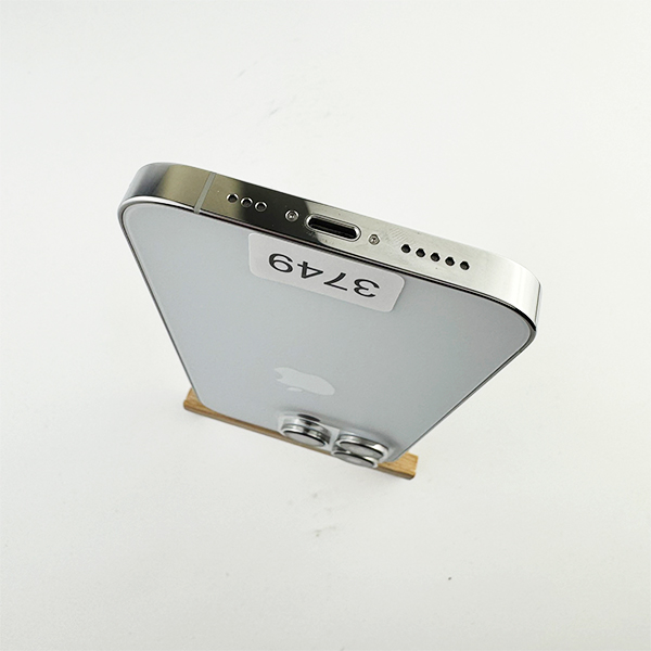 Apple iPhone 14 Pro 128GB Silver Б/У №3749 (Стан 8/10)