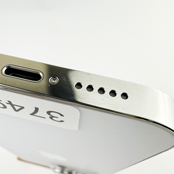 Apple iPhone 14 Pro 128GB Silver Б/У №3749 (Стан 8/10)