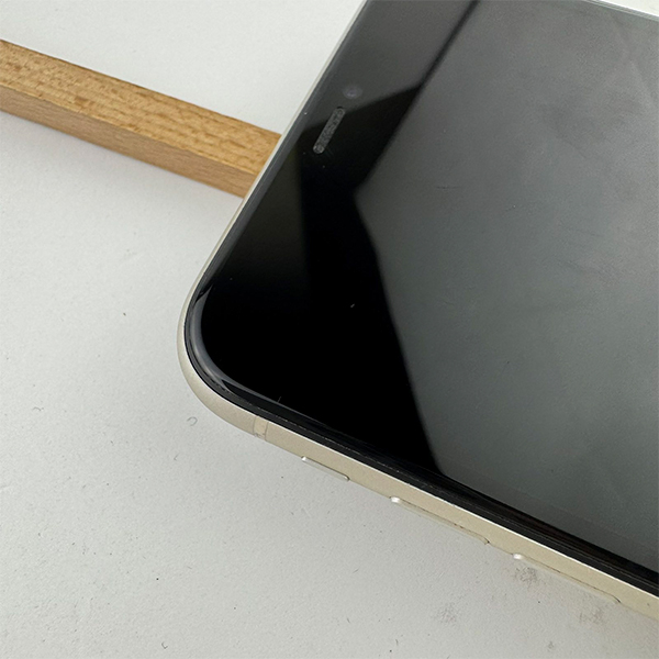 Apple iPhone 11 128GB White Б/У №3742 (Стан 8/10)