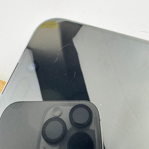 Apple iPhone 15 Pro 256GB White Titanium E-Sim Б/У №3750 (Стан 8/10)