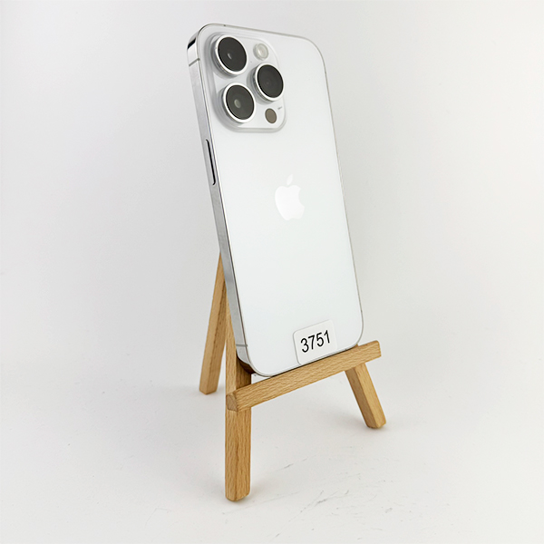 Apple iPhone 14 Pro 256GB Silver Б/У №3751 (Стан 8/10)