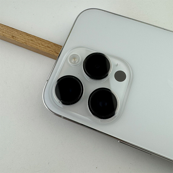 Apple iPhone 14 Pro 256GB Silver Б/У №3751 (Стан 8/10)