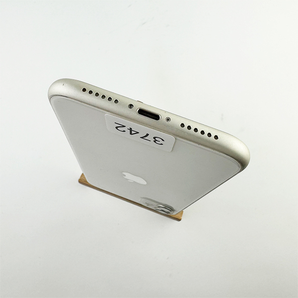 Apple iPhone 11 128GB White Б/У №3742 (Стан 8/10)