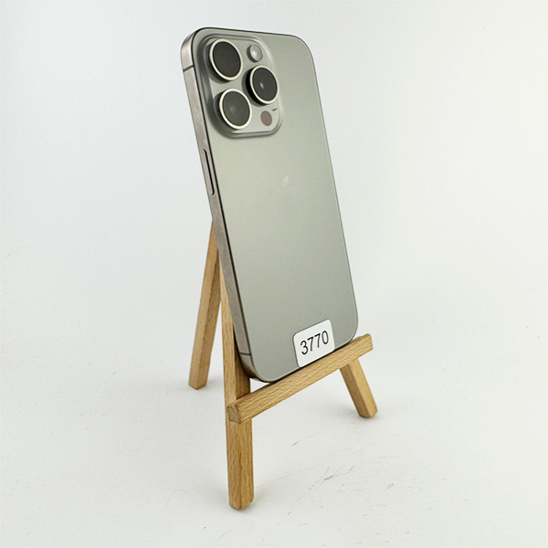 Apple iPhone 15 Pro 128GB Natural Titanium Б/У №3770 (Стан 8/10)