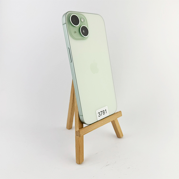 Apple iPhone 15 128GB Green Б/У  №3781 (Стан 10/10)