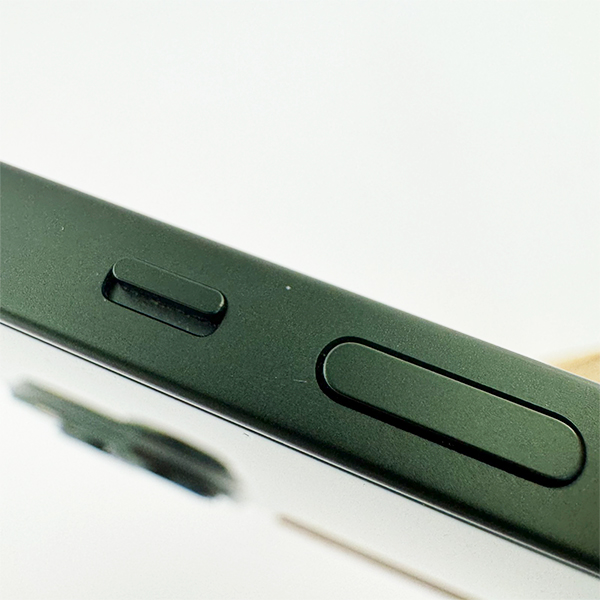 Apple iPhone 13 128GB Green Б/У №3188 (стан 9/10)