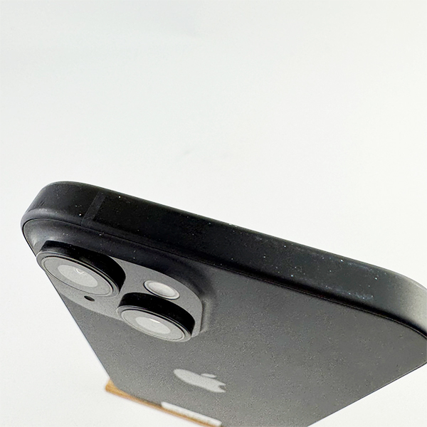 Apple iPhone 15 128GB Black Б/У №3554 (Стан 8/10)
