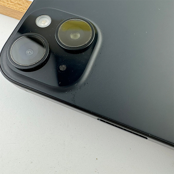 Apple iPhone 15 128GB Black Б/У №3554 (Стан 8/10)