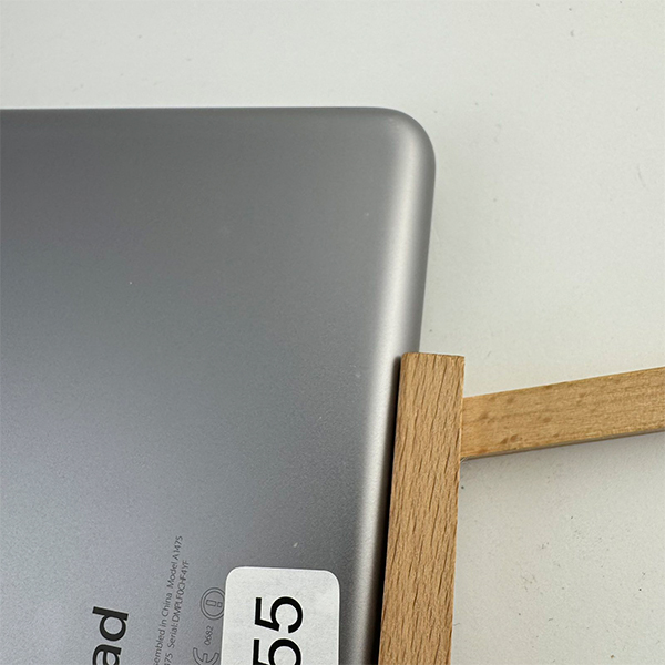 Apple Apple iPad Air Wi-FI+LTE Cellular 32 GB Space Gray Б/У №3555 (Стан 7/10)