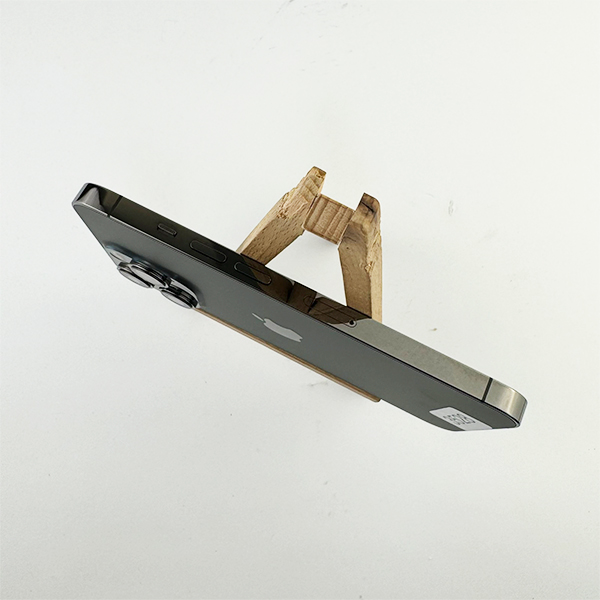 Apple iPhone 13 Pro 256GB Graphite Б/У №3528 (Стан 8/10)