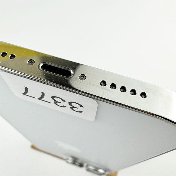 Apple iPhone 14 Pro 128GB Silver Б/У №3377 (Стан 8/10)