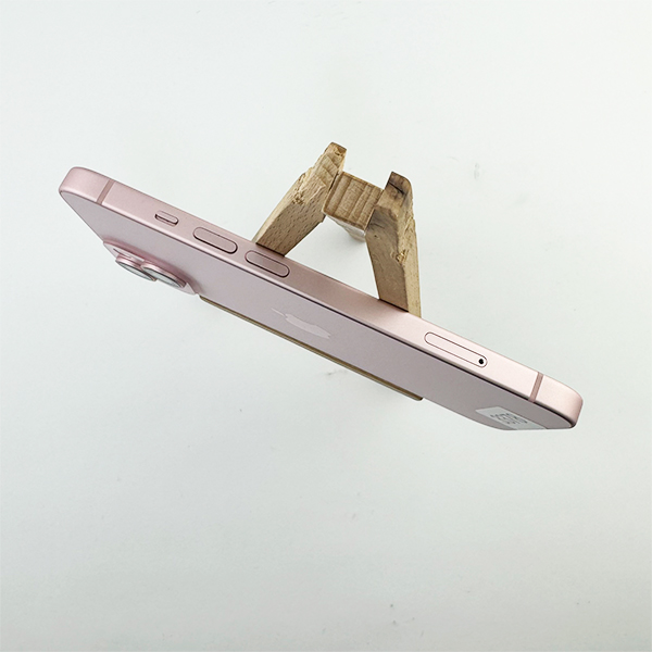 Apple iPhone 15 128GB Pink Б/У №3378 (Стан 10/10)
