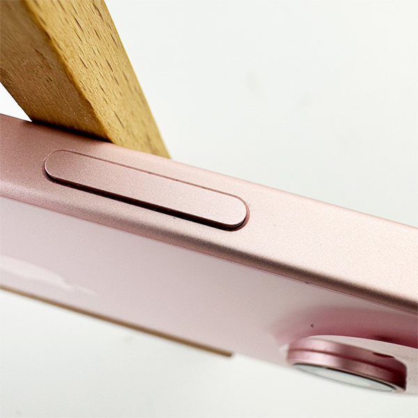Apple iPhone 15 128GB Pink Б/У №3378 (Стан 10/10)