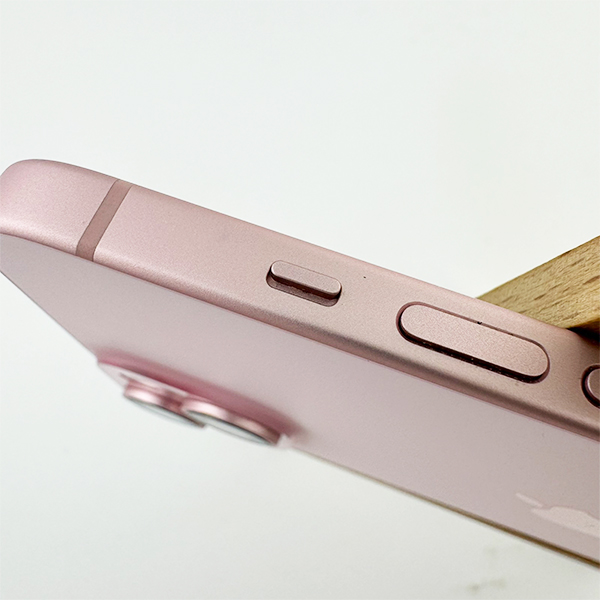 Apple iPhone 15 128GB Pink Б/У №3378 (Стан 10/10)