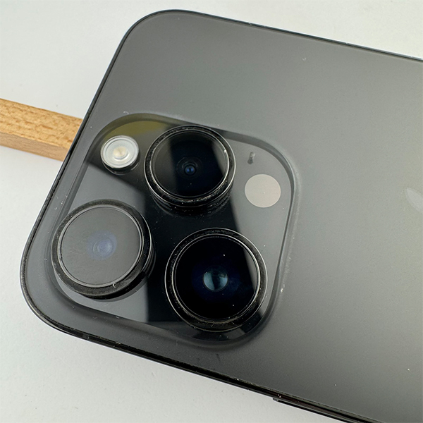 Apple iPhone 14 Pro 128GB Space Black Б/У №3374 (Стан 7/10)