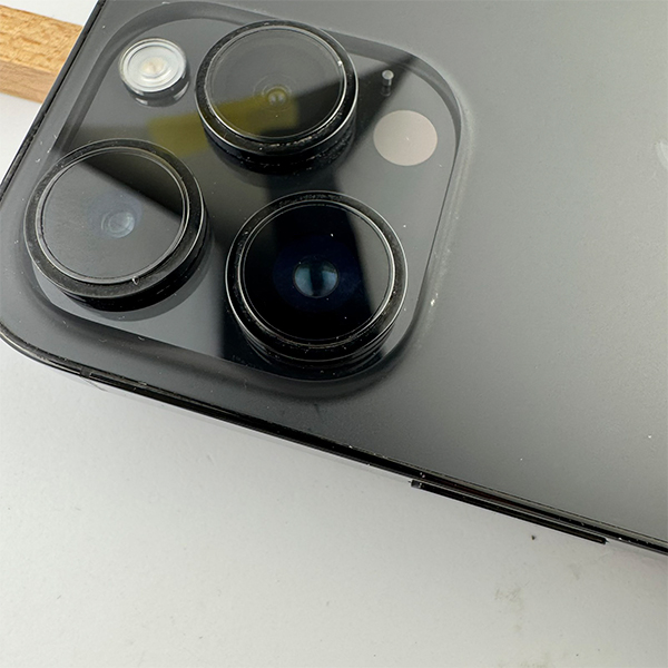 Apple iPhone 14 Pro 128GB Space Black Б/У №3374 (Стан 7/10)