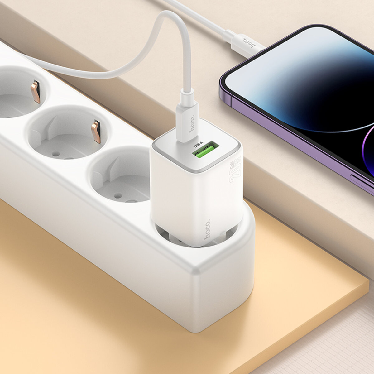 Мережевий зарядний пристрій HOCO N41 Almighty PD20W+QC3.0 charger White