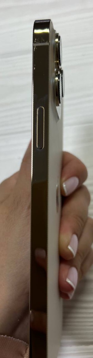 Apple iPhone 13 Pro Max 256GB Gold Б/У №151 (стан 8/10)