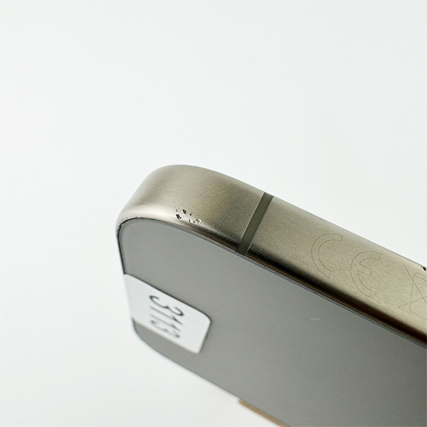 Apple iPhone 15 Pro 256GB Natural Titanium Б/У №3113 (Стан 8/10)