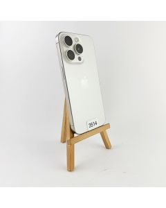 Apple iPhone 15 Pro 256GB White Titanium Б/У №3514 (Стан 8/10)