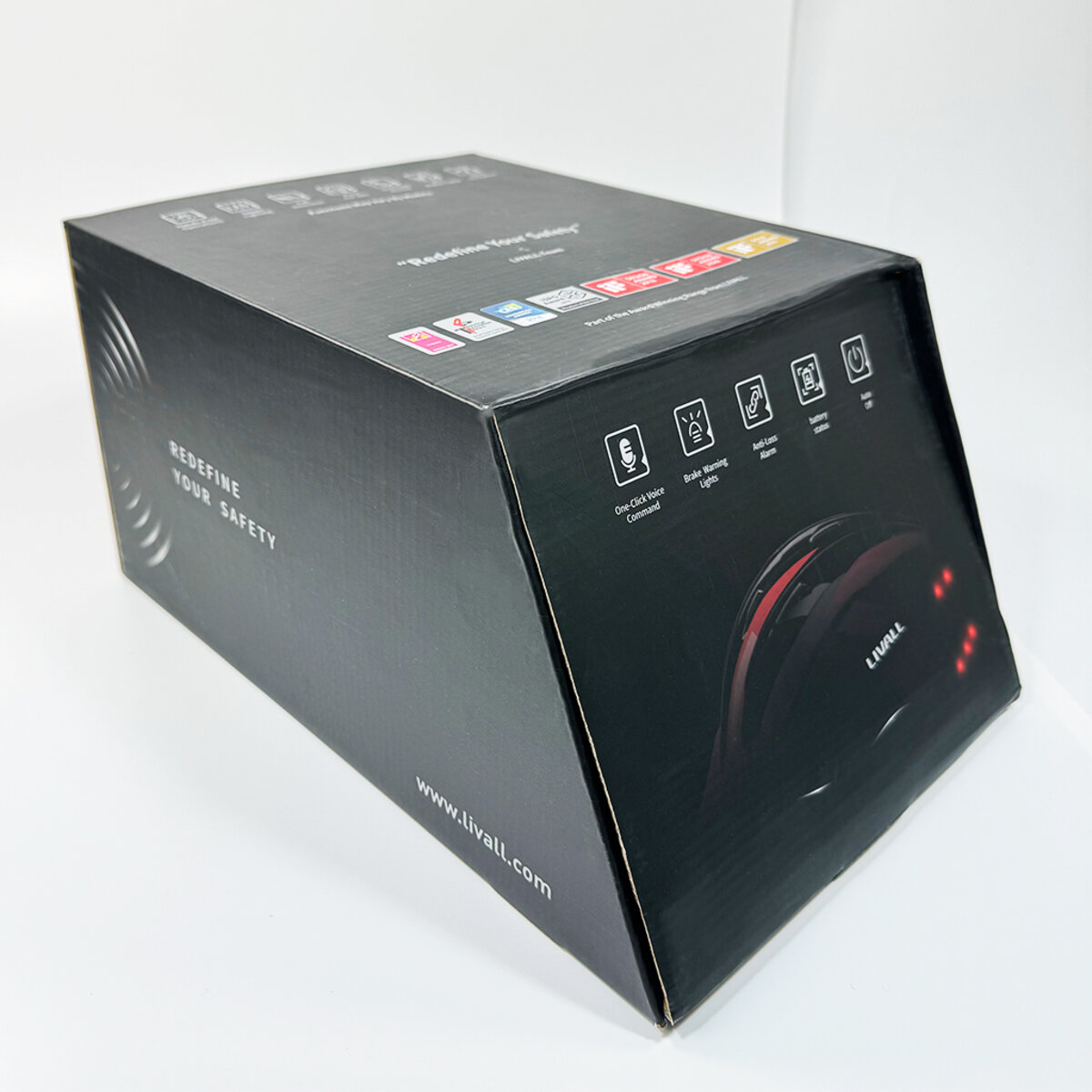 Захисний шолом Livall MT1 NEO (M) Black/Red (54-58см), акустика, мікрофон, сигнали поворотів та стопів, додаток, пульт BR80, Bluetooth