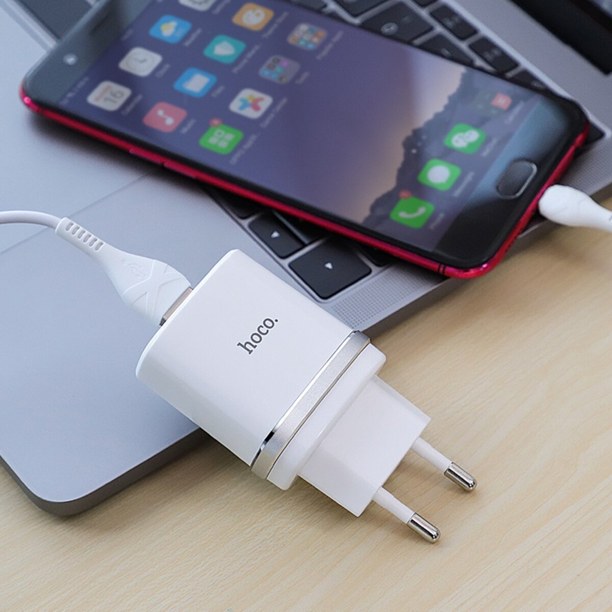 Мережевий зарядний пристрій HOCO C12Q Smart QC3.0 charger set(Micro) 18W White