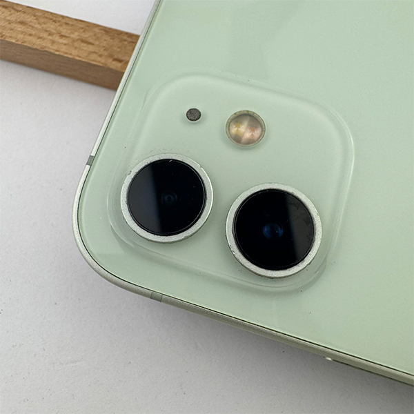 Apple iPhone 12 128GB Green Б/У №3843 (Стан 8/10)