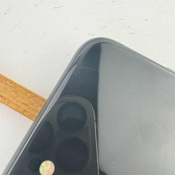 Apple iPhone SE (2020) 128GB Black Б/У №3848 (Стан 8/10)