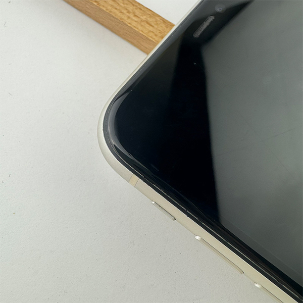 Apple iPhone 11 128GB White Б/У  №3837 (Стан 8/10)