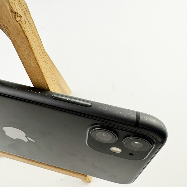 Apple iPhone 11 128GB Black Б/У №3851 (Стан 7/10)