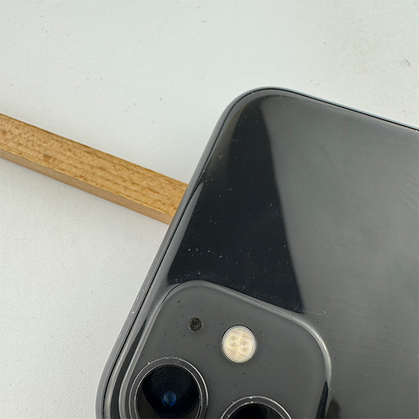 Apple iPhone 11 128GB Black Б/У №3851 (Стан 7/10)