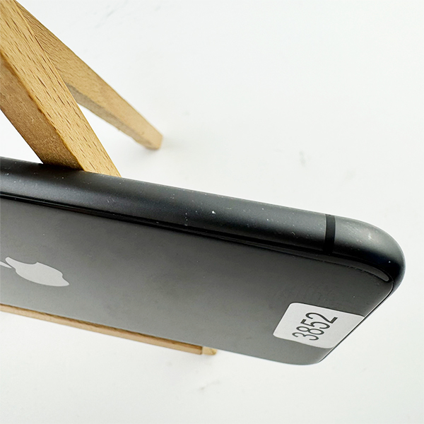 Apple iPhone 11 128GB Black Б/У №3852 (Стан 8/10)