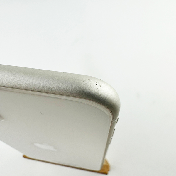 Apple iPhone 11 128GB White Б/У №3856 (Стан 8/10)