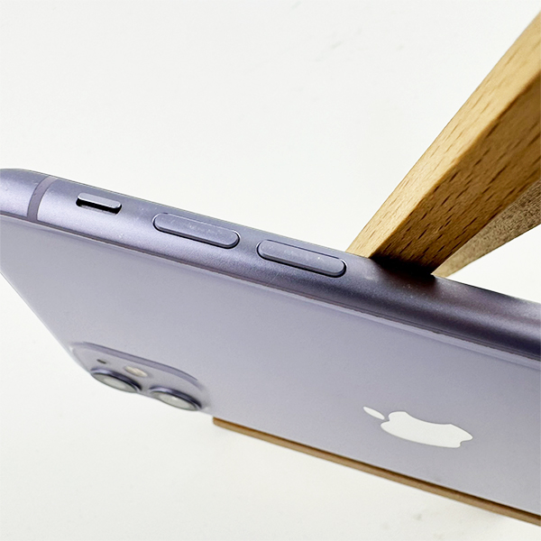 Apple iPhone 11 128GB Purple Б/У №3858 (Стан 8/10)