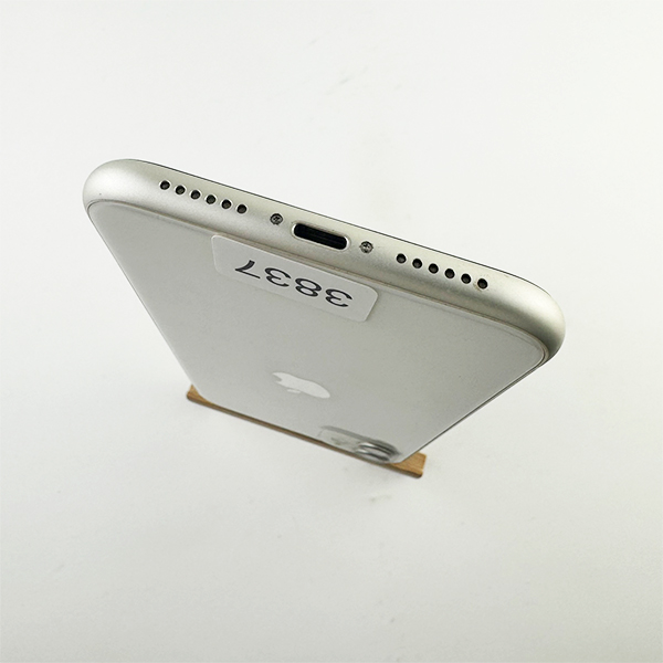 Apple iPhone 11 128GB White Б/У  №3837 (Стан 8/10)