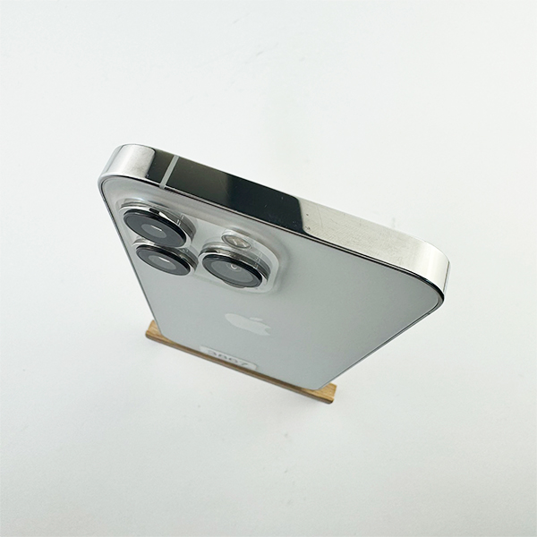 Apple iPhone 13 Pro 256GB Silver Б/У №3867 (стан 8/10)