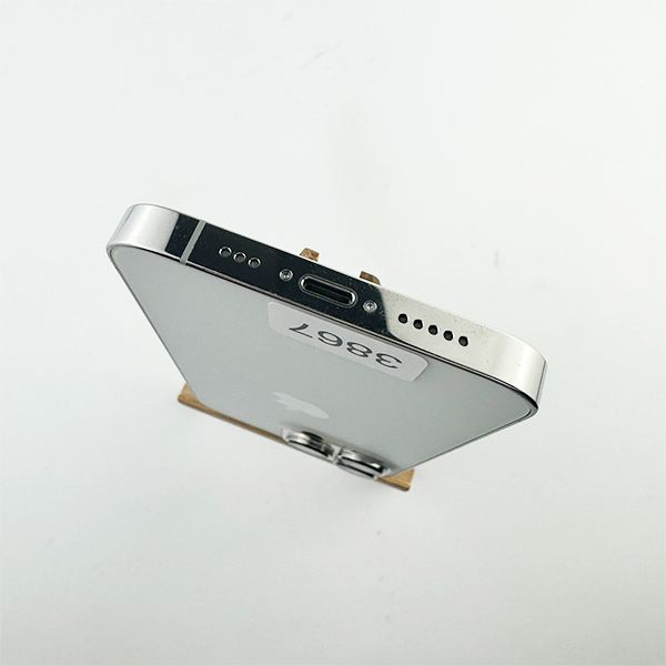 Apple iPhone 13 Pro 256GB Silver Б/У №3867 (стан 8/10)