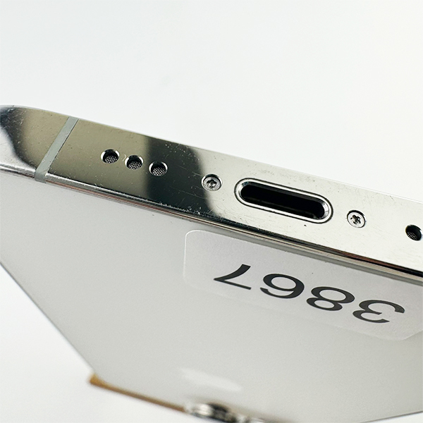 Apple iPhone 13 Pro 256GB Silver Б/У №3867 (стан 8/10)