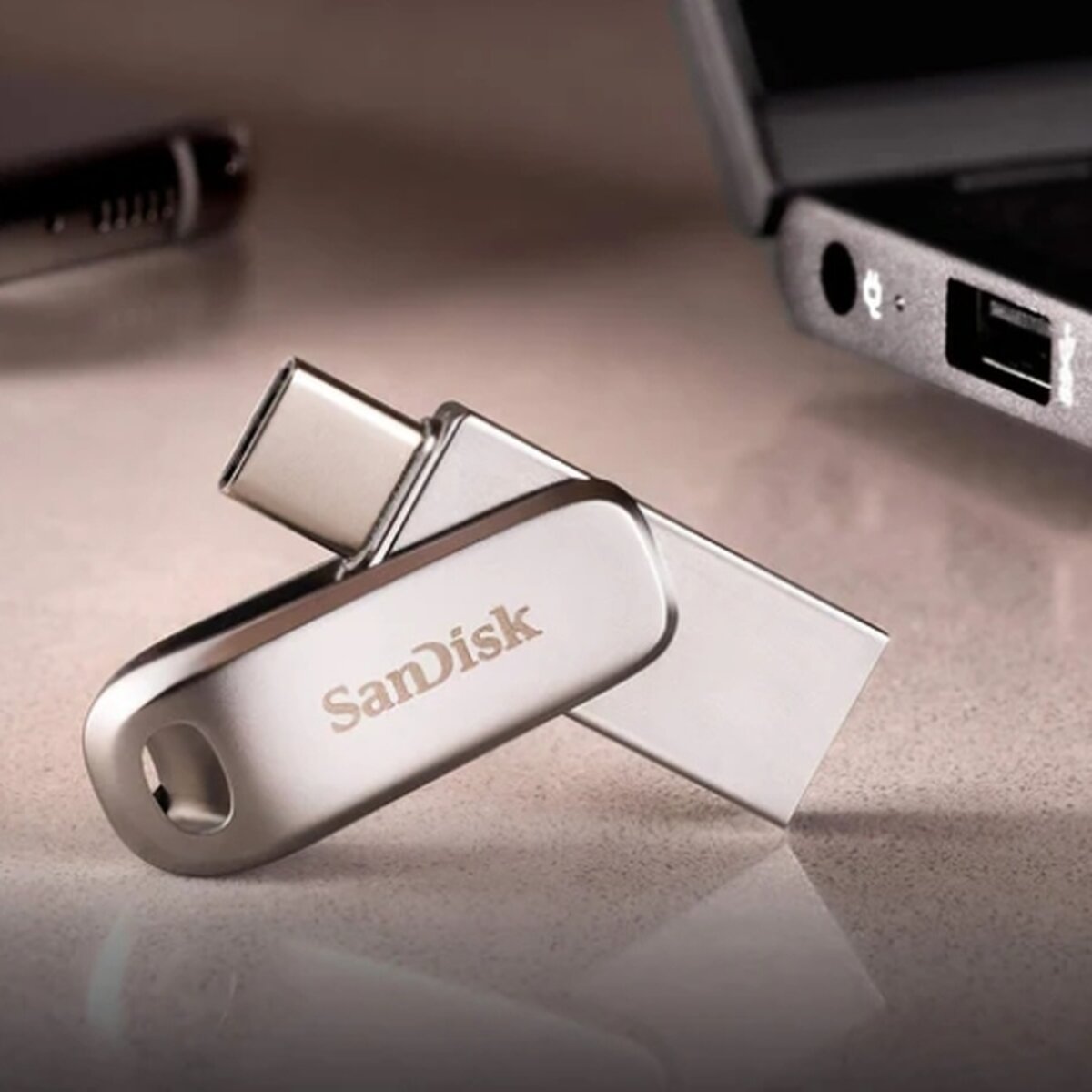 Флеш-пам'ять (накопичувач USB) USB-C 256GB SDDDC4-256G-G46 SANDISK