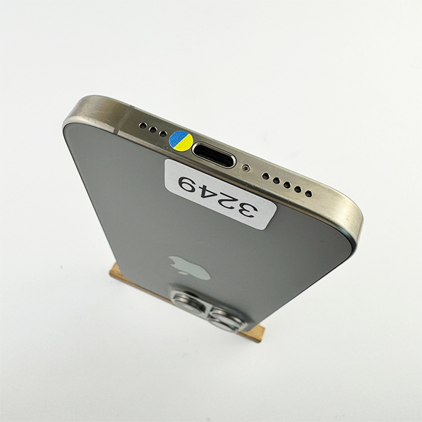 Apple iPhone 15 Pro 256GB Natural Titanium  Б/У №3249 (Стан 8/10)