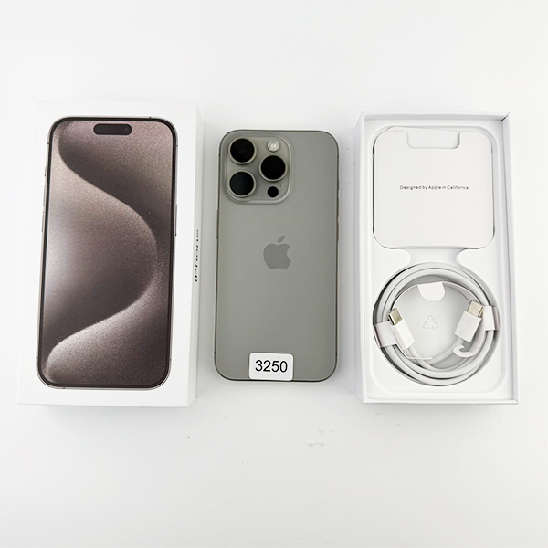Apple iPhone 15 Pro 256GB Natural Titanium  Б/У №3250 (Стан 8/10)