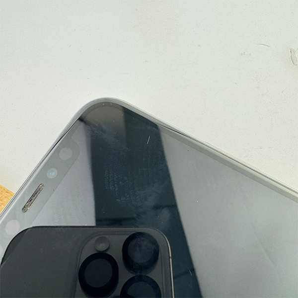 Apple iPhone 11 Pro 256GB Silver Б/У №3225 (Стан 7/10)