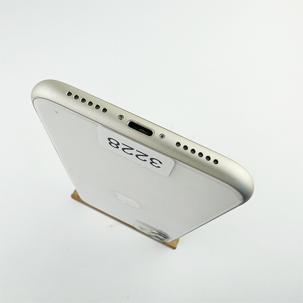 Apple iPhone 11 64GB White Б/У №3228 (Стан 8/10)