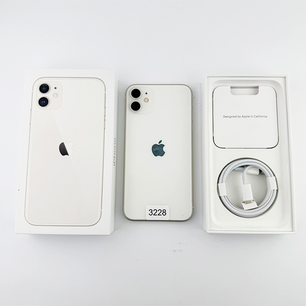 Apple iPhone 11 64GB White Б/У №3228 (Стан 8/10)