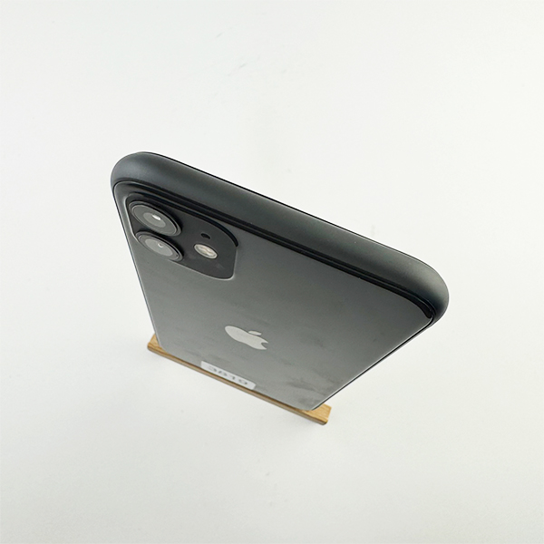Apple iPhone 11 64GB Black Б/У №3819 (Стан 8/10)
