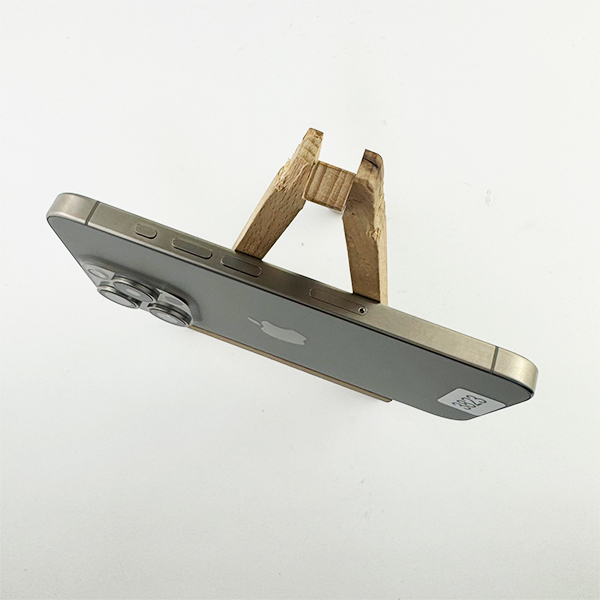 Apple iPhone 15 Pro 256GB Natural Titanium Б/У №3823 (Стан 9/10)