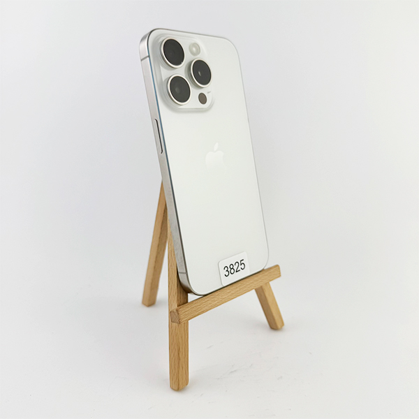 Apple iPhone 15 Pro 128GB White Titanium Б/У №3825 (Стан 9/10)
