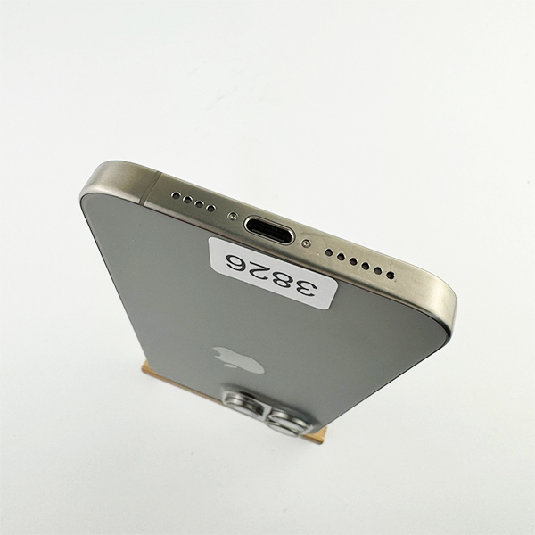 Apple iPhone 15 Pro Max 256GB Natural Titanium Б/У №3826 (Стан 8/10)