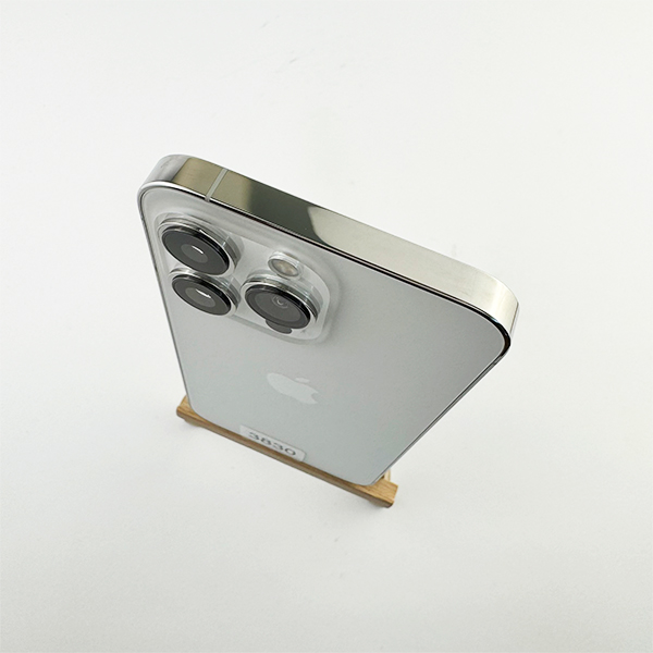 Apple iPhone 13 Pro 256GB Silver Б/У №3830 (стан 8/10)